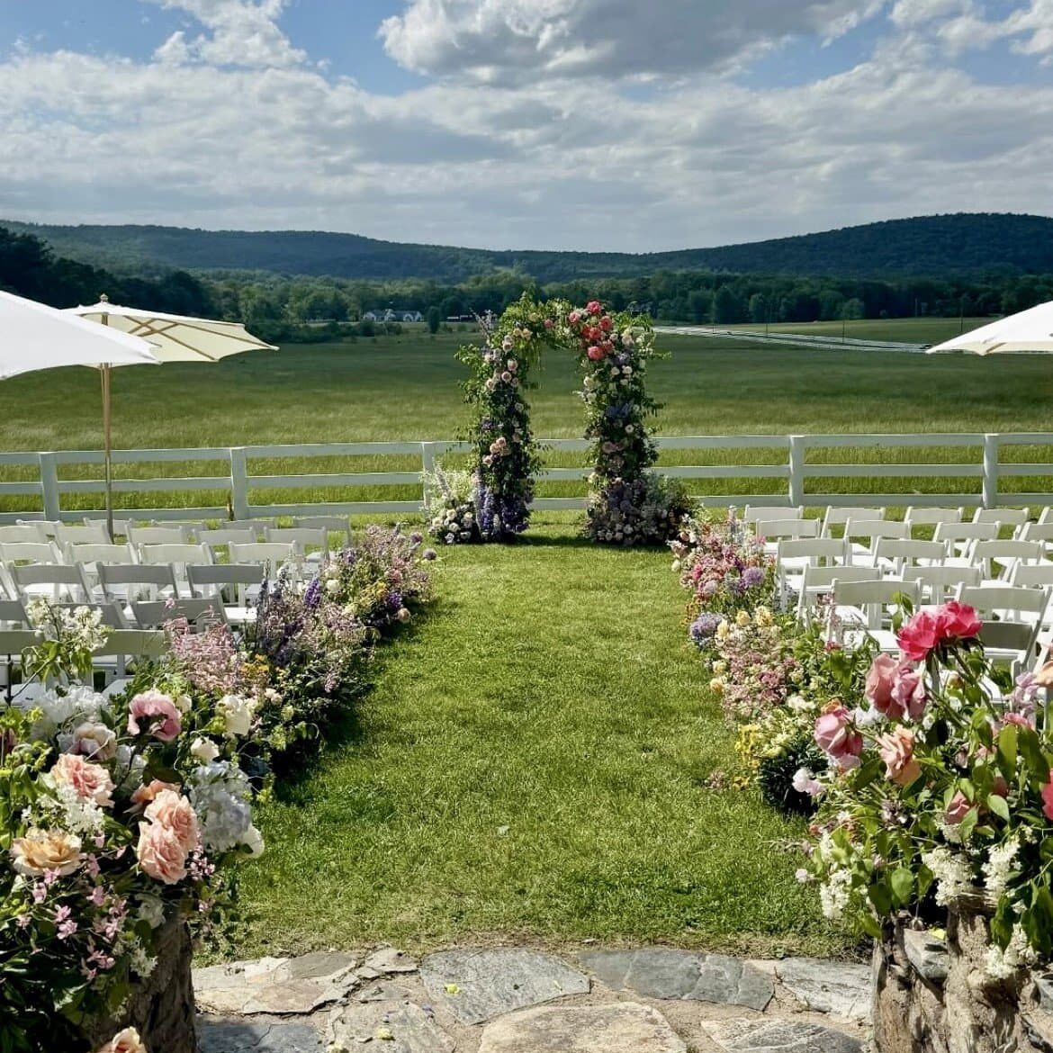 Ceremony+-+Grand+Meadows