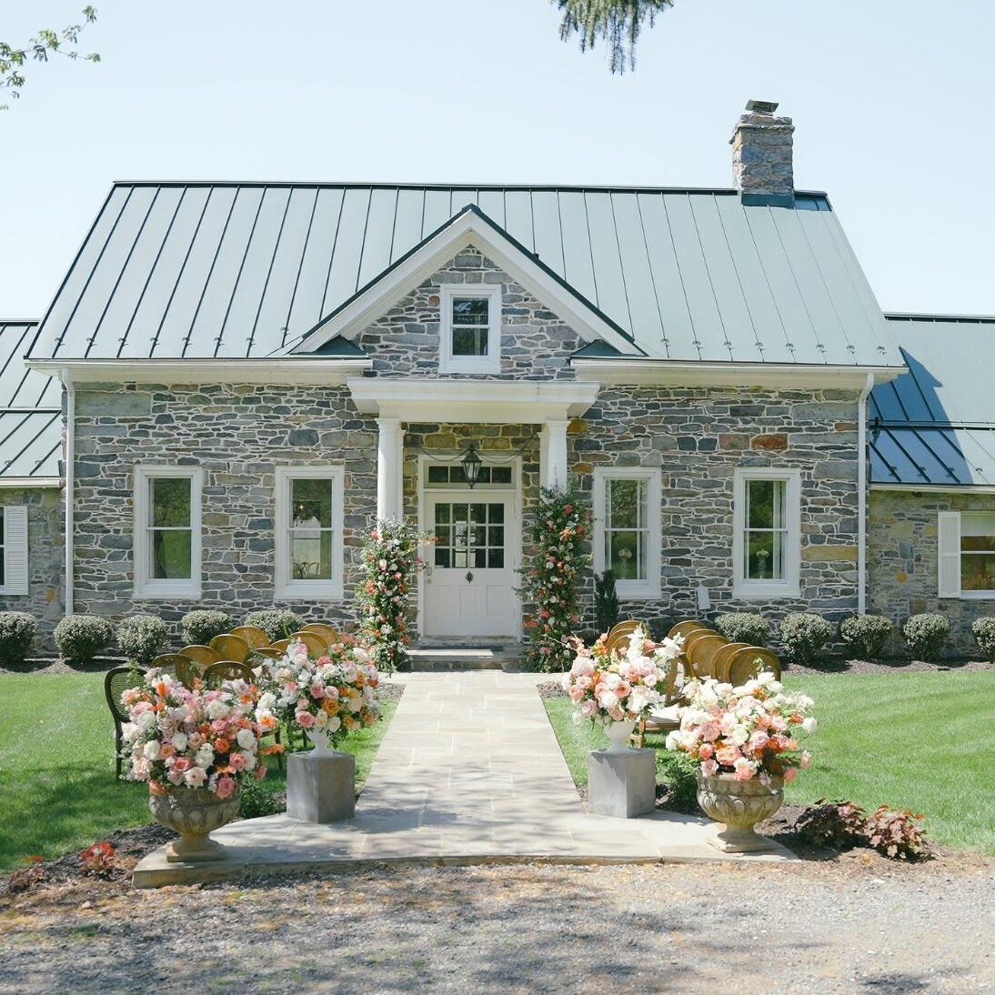 Schedule your visit at Heigh Torr Estate